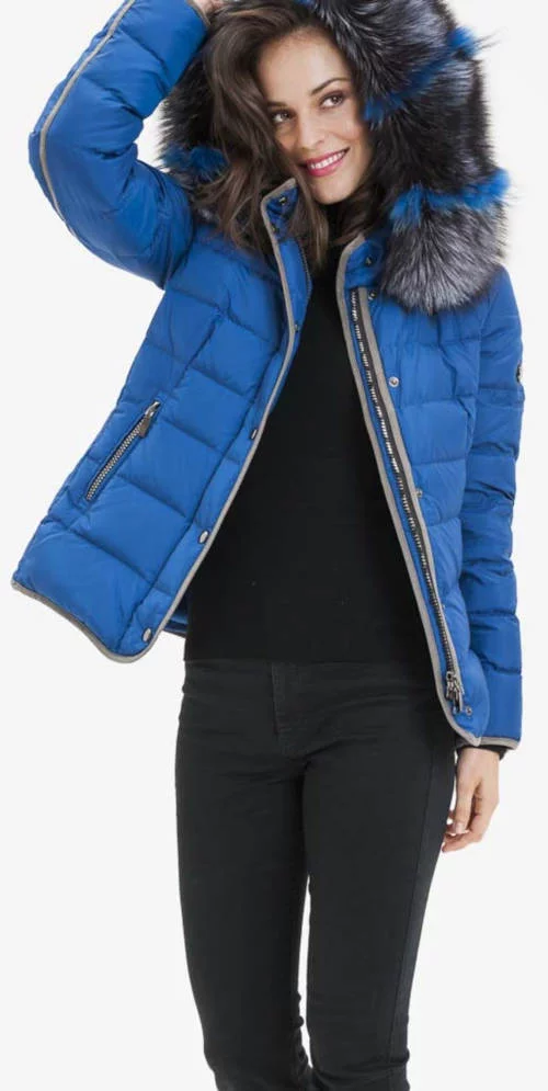 Ženska zimska jakna s plavim perjem Kara s krznom